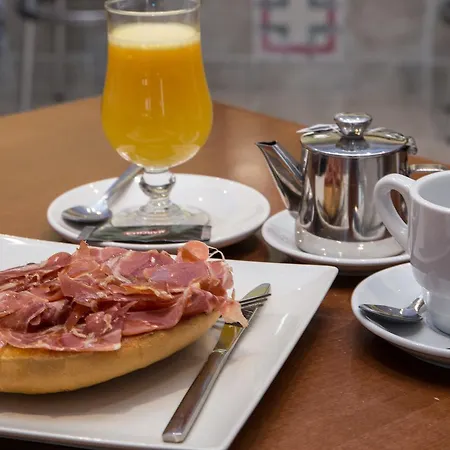 Llanos Extremadura Pensión 3*